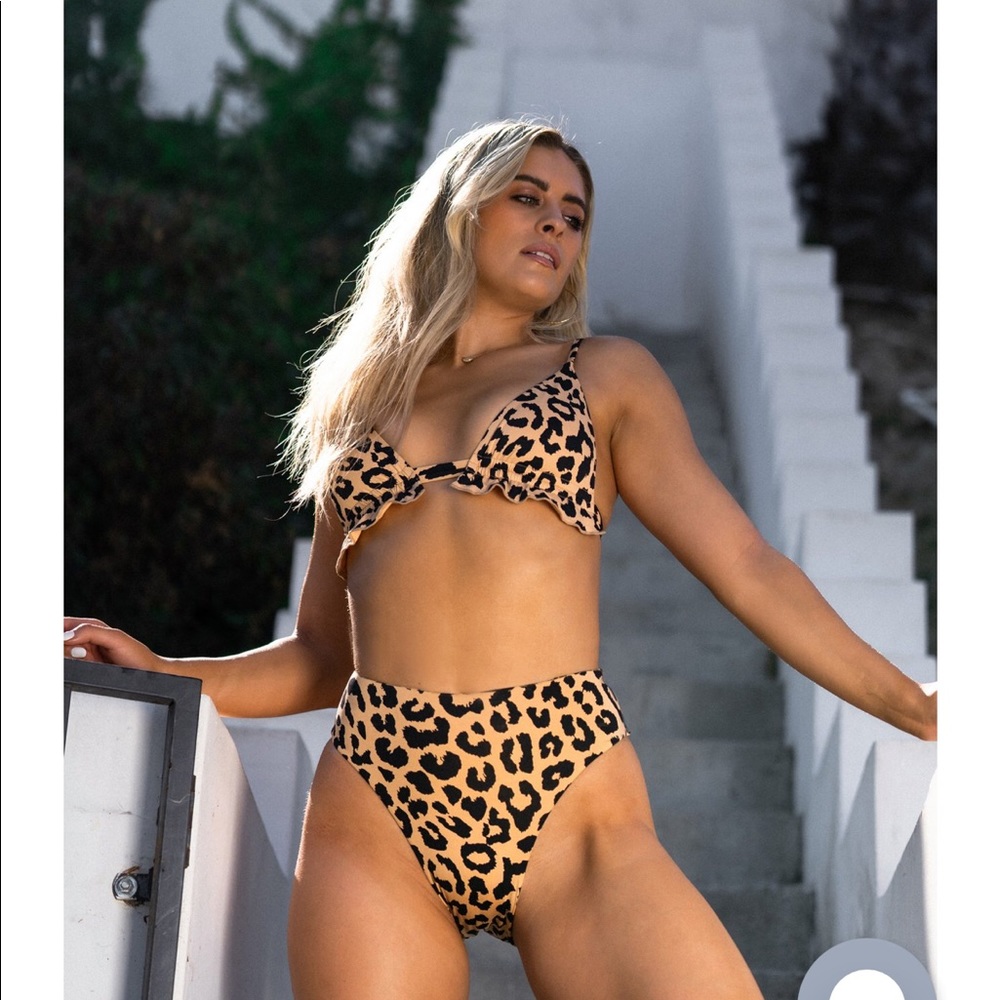 NWOT Toluca swim Luna midi bottoms- felis